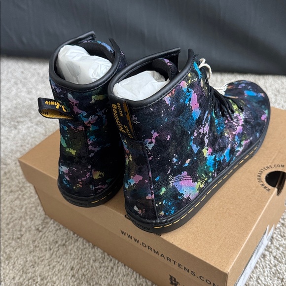 Dr. Martens AirWair Splatter Boots shoes 9 Sheridan black rainbow burst suede - Picture 3 of 5